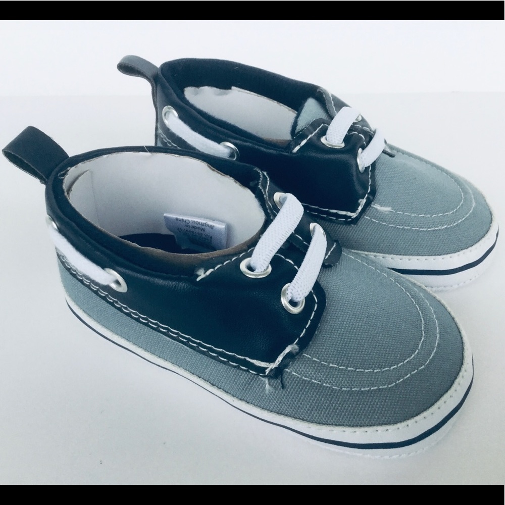 ⭐️ INFANT “SOFT SOLE” SHOES ⭐️
